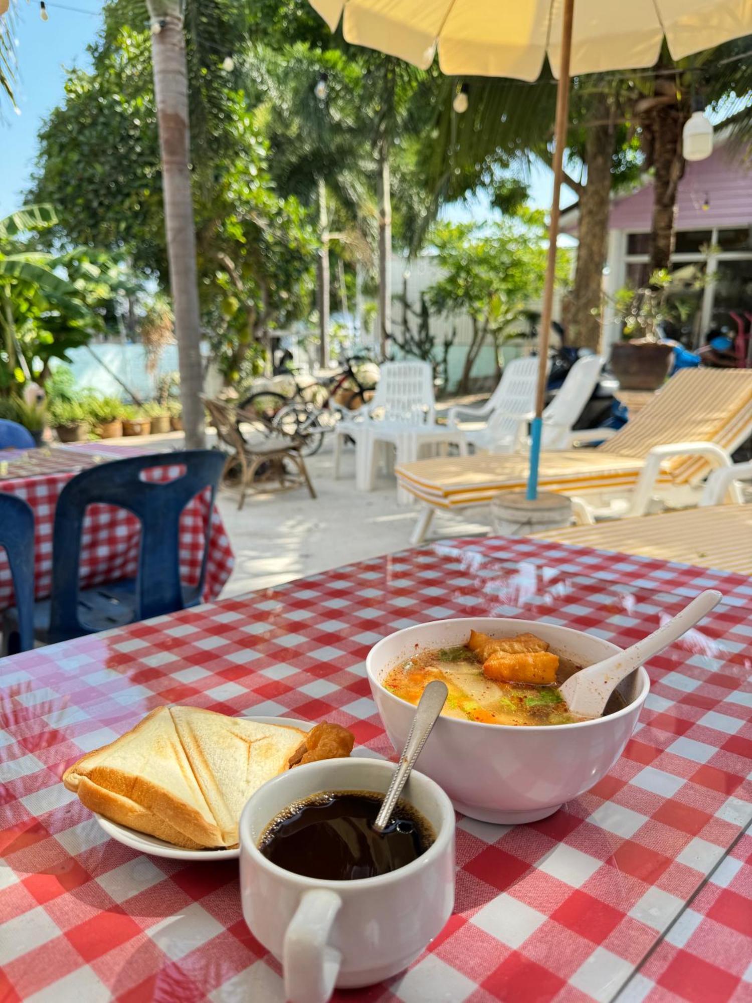 Rang Noknoy Resort At Kohlarn Luaran gambar